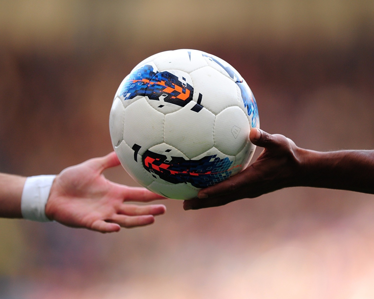 Мяч английской лиги