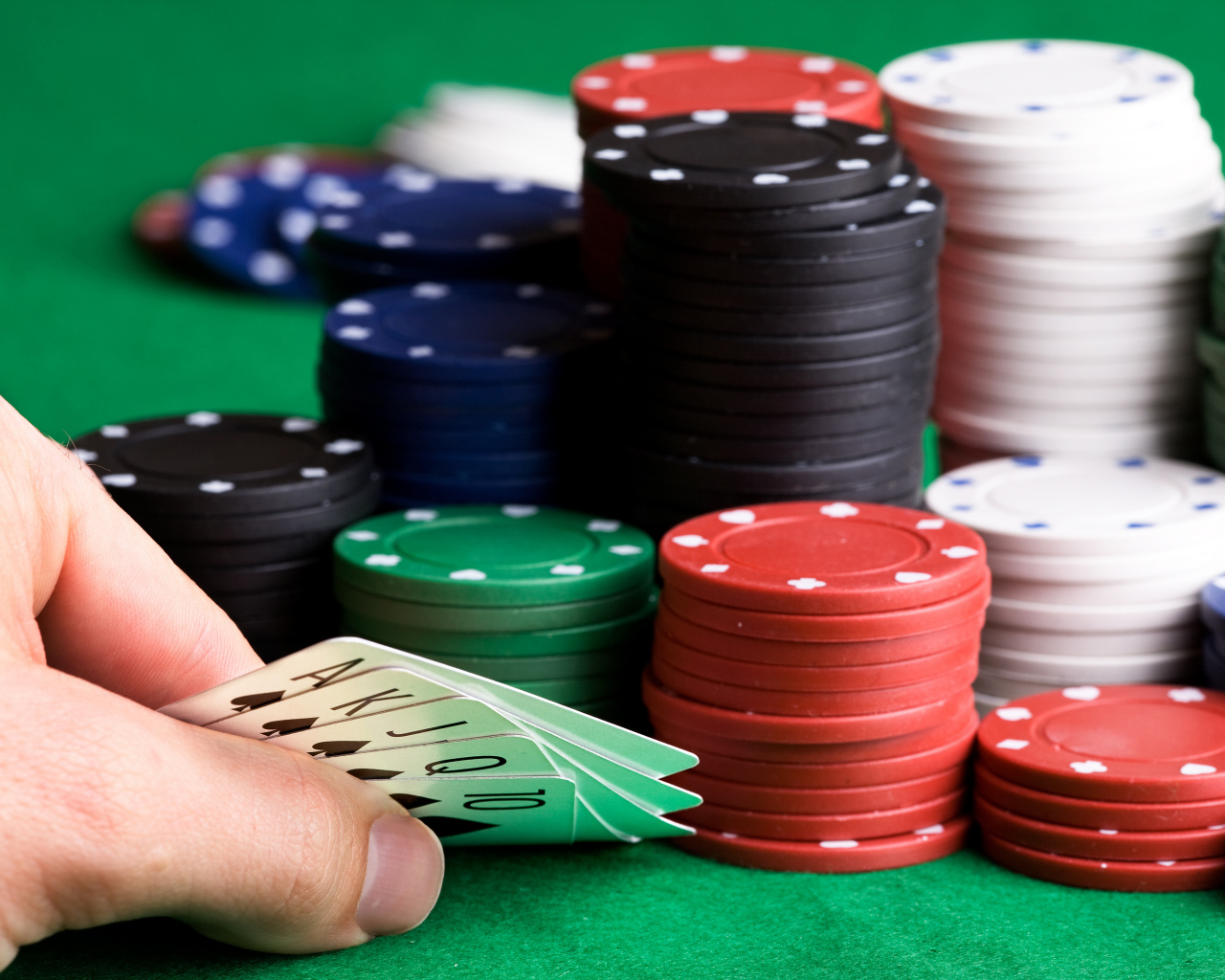 Фишки и карты