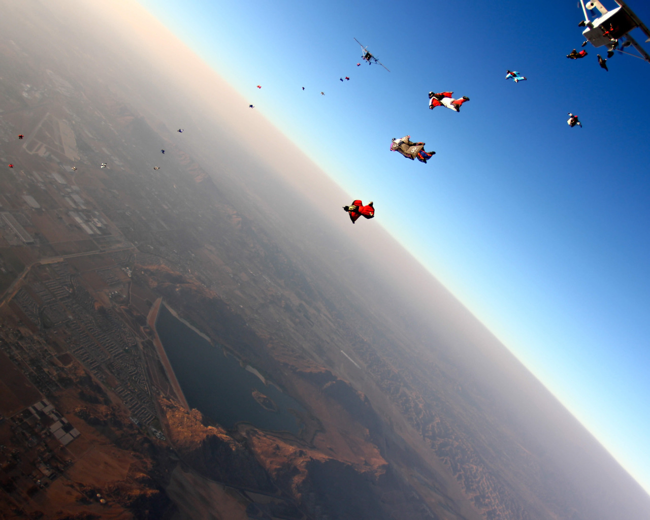 Парашютисты