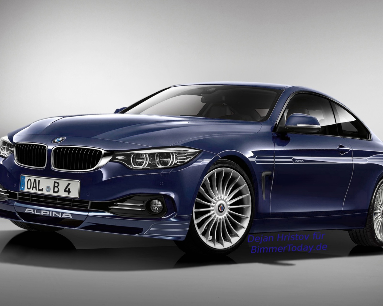  Темно-синий BMW M4