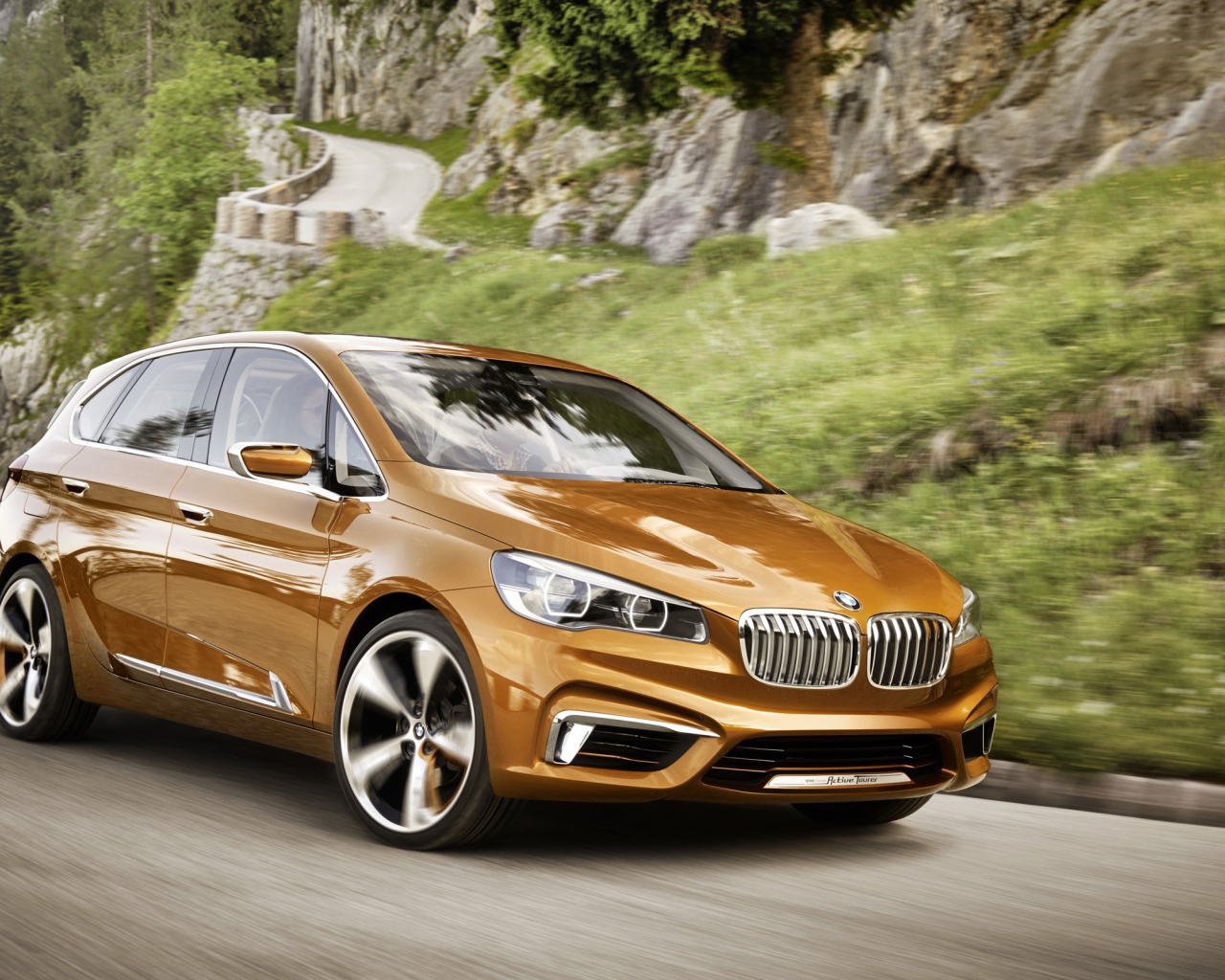 BMW Concept в дороге