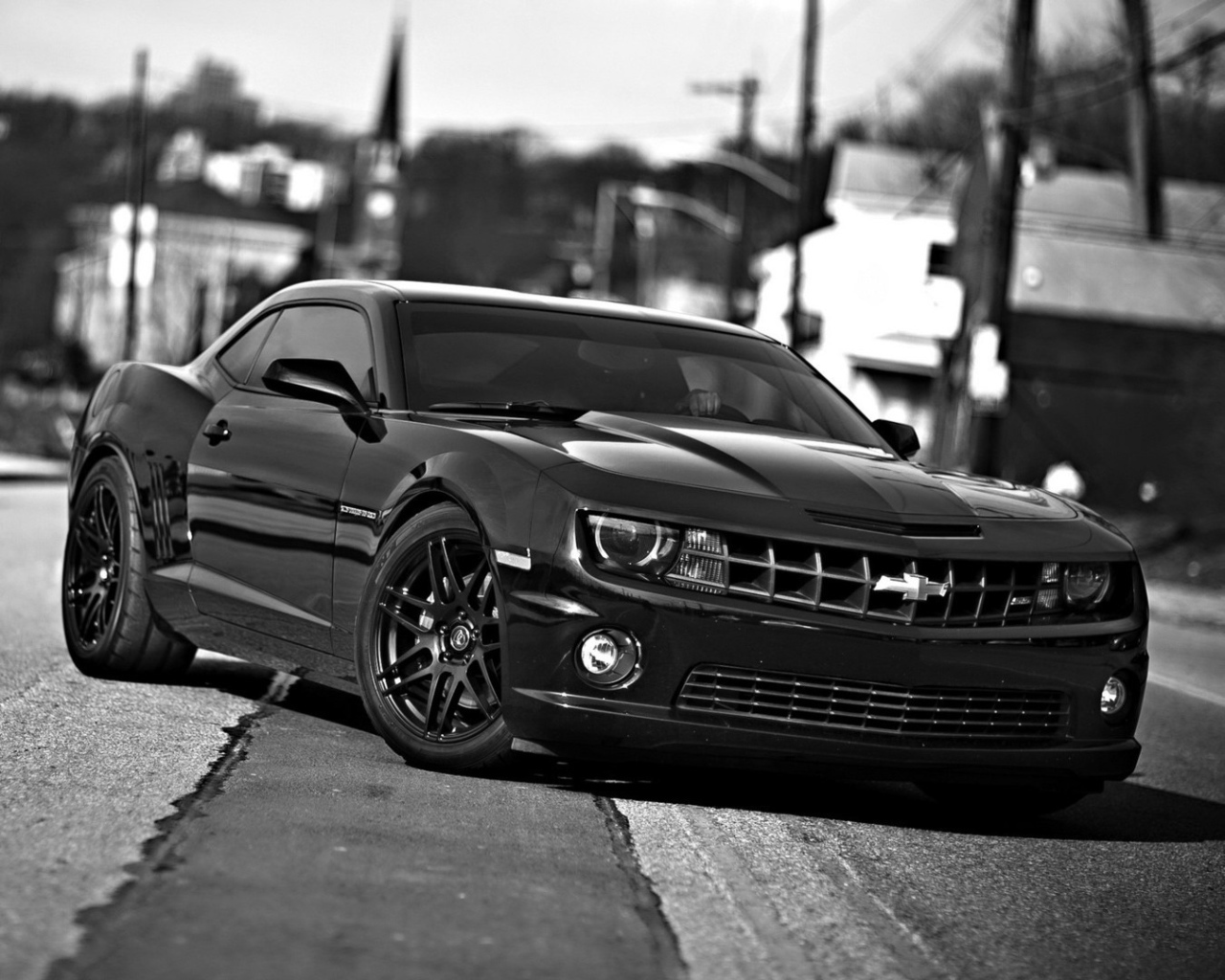 Черный Шевроле Кэймаро SS