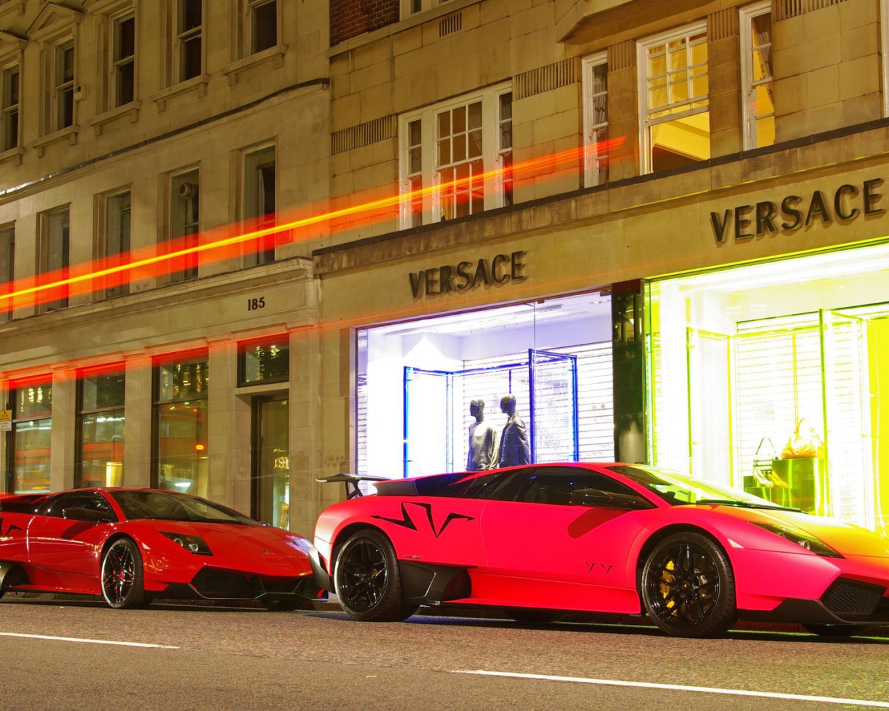 Lamborghini Murcielago LP 670-4SV у Версачи