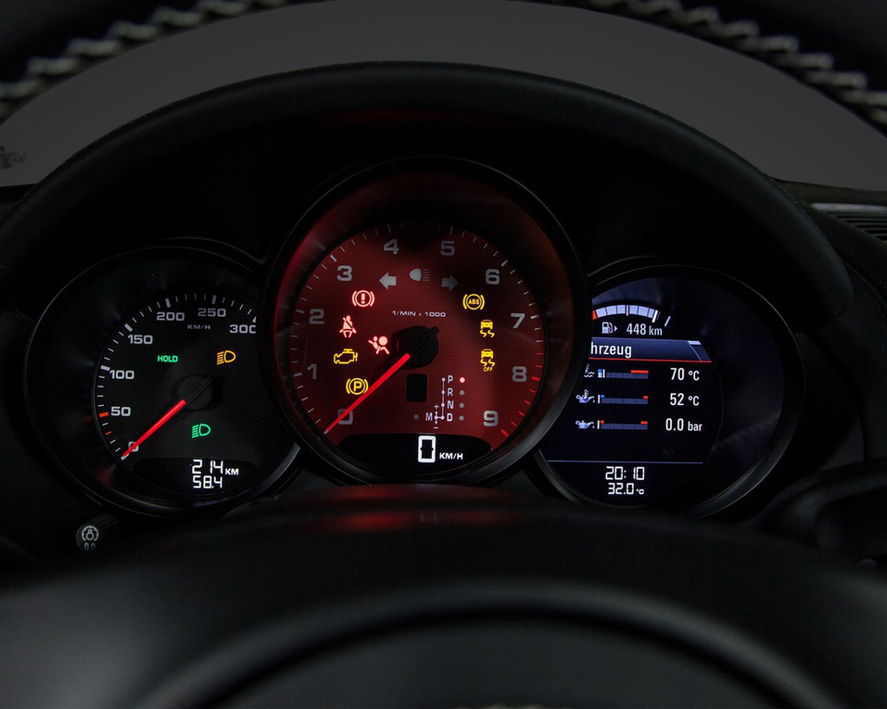 Приборная панель Порше