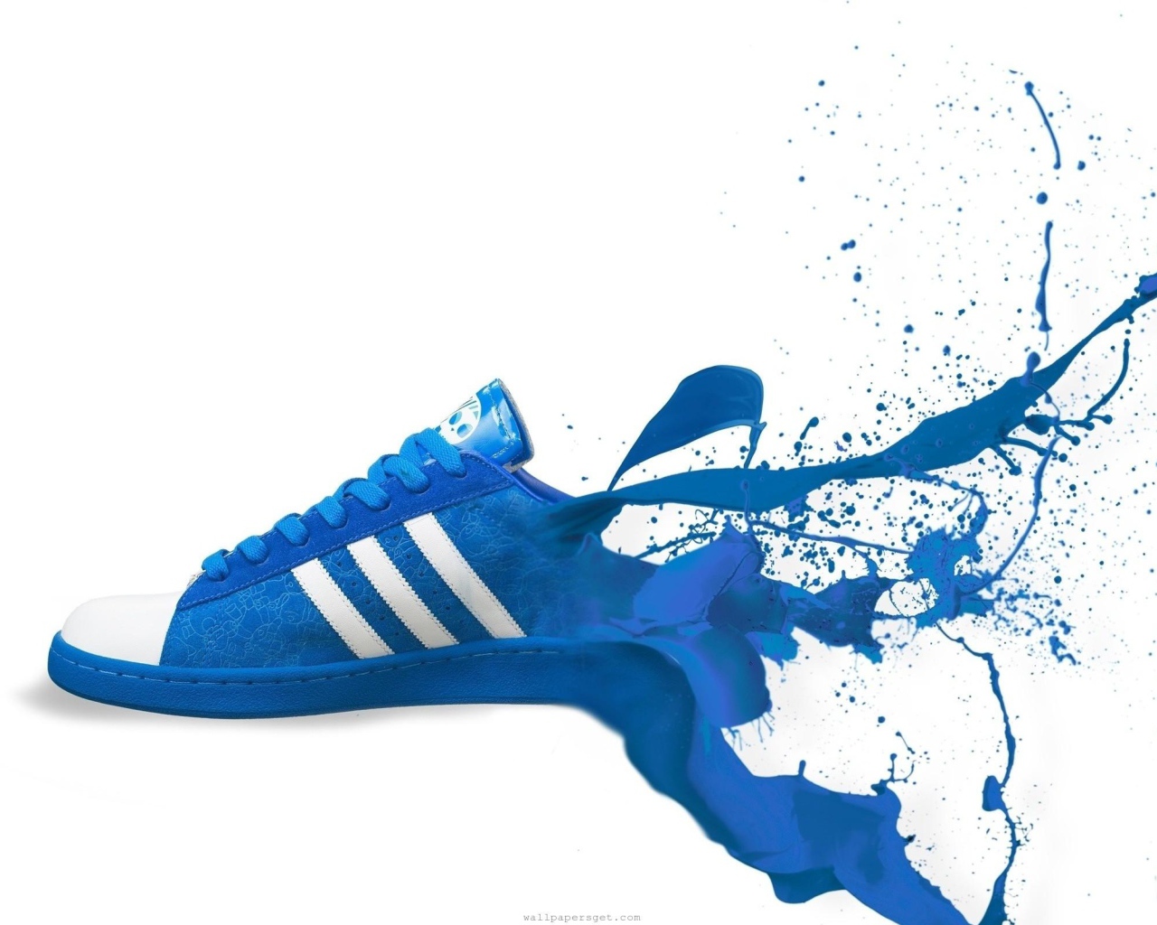 Синии кроссовки адидас