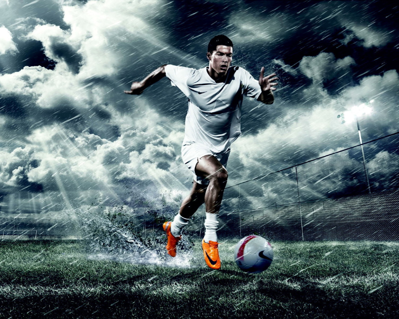 футбол одежда от Nike