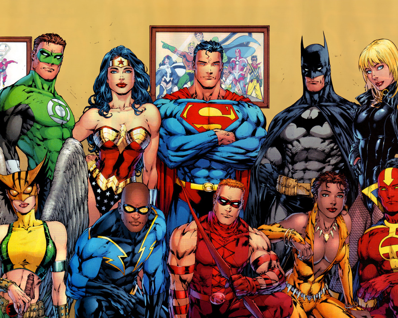 Лига Справедливости позирует для снимка