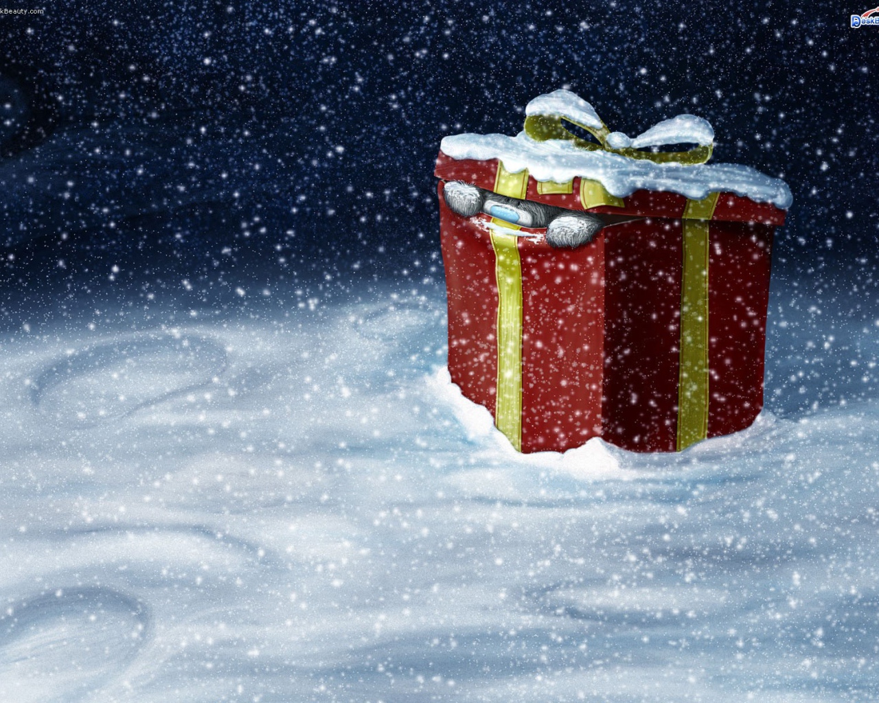 Медведь лезет из подарочной коробки на рождество