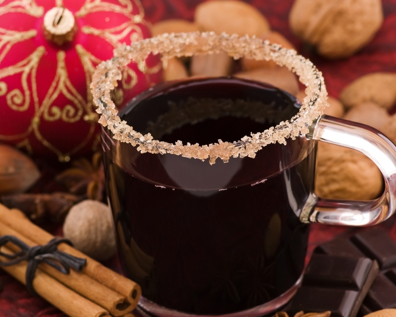 Шоколад и вкусный напиток на рождество