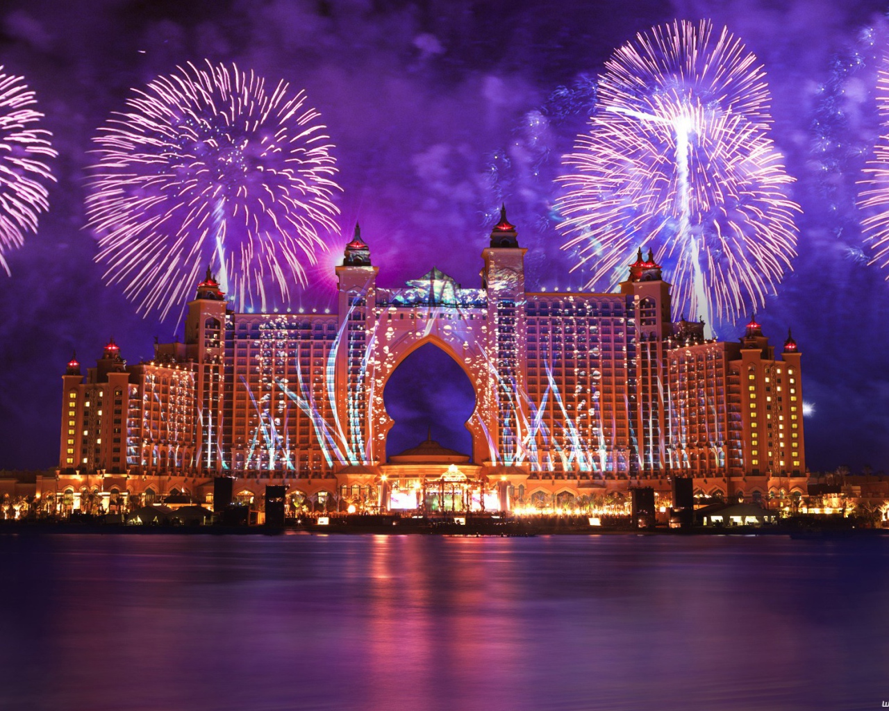 Фейерверк в Дубае