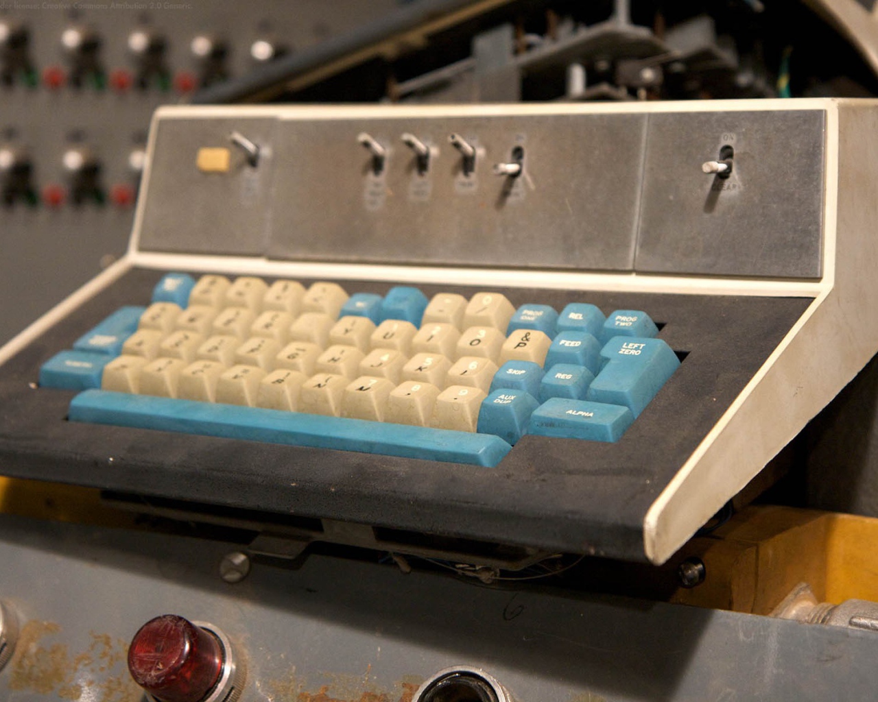 Антикварный компьютер