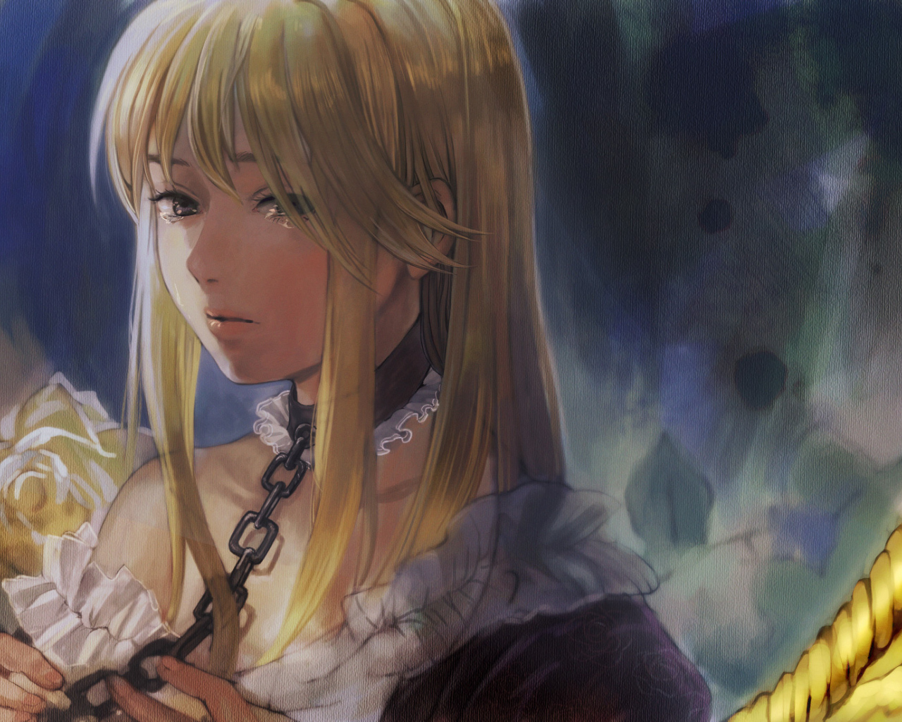 Девушка с цепью на шее