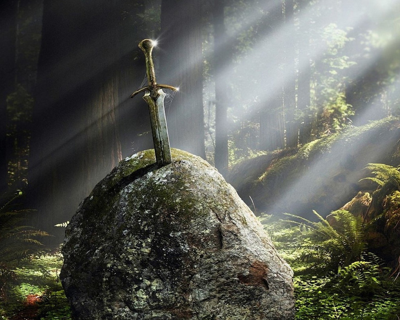 Старинный меч в камне