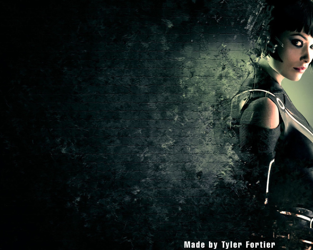 Фантастическая девушка в черном