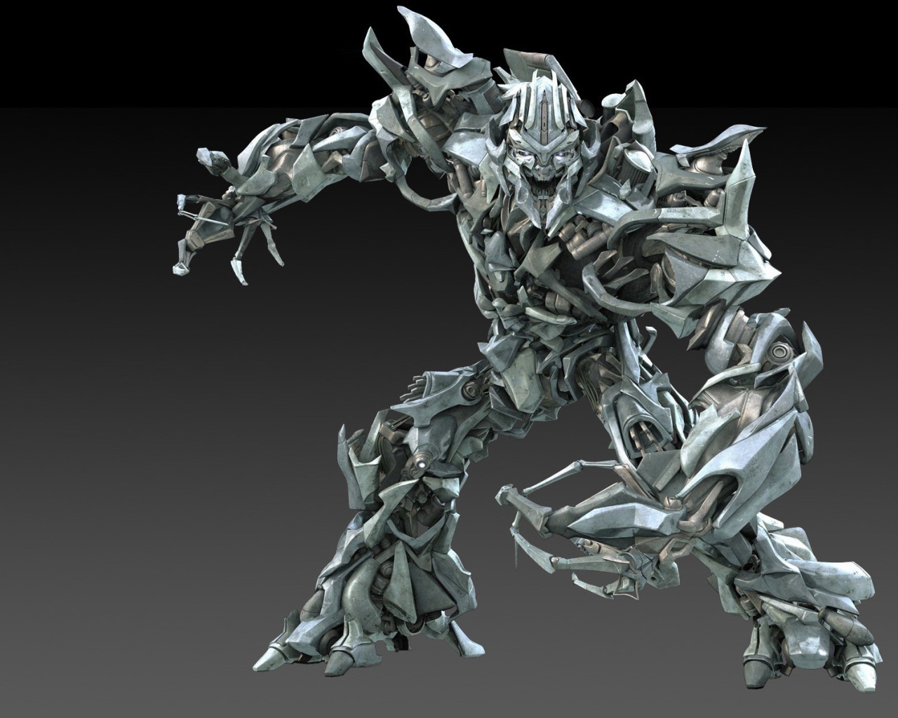 Трансформер в виде человека