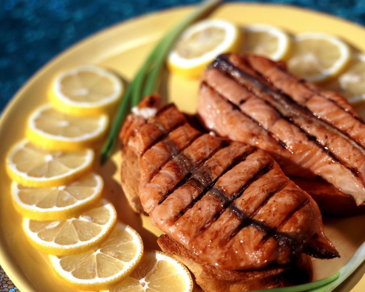 Бутерброды с обжаренной рыбой