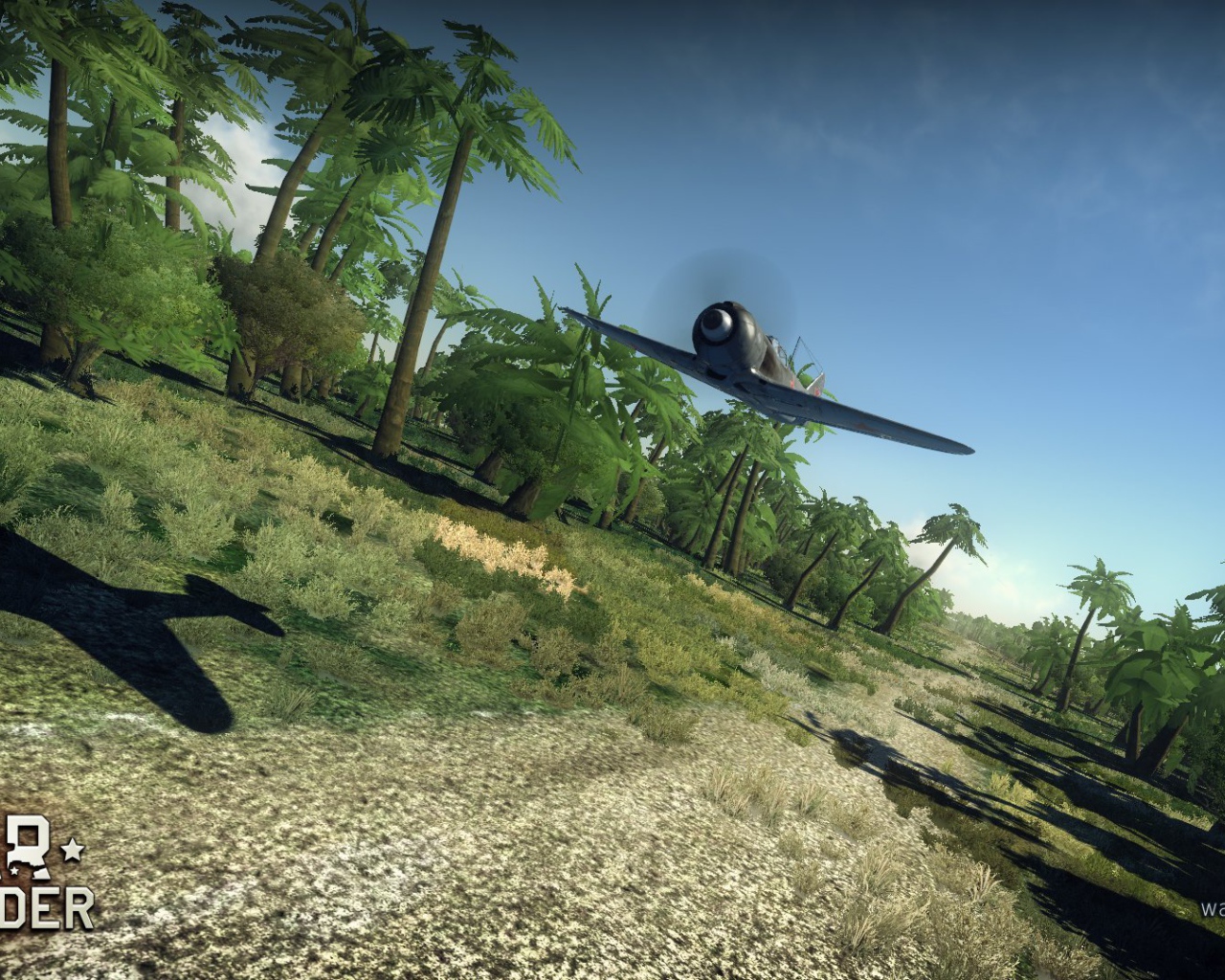 War Thunder самолет Пролетая над джунглями