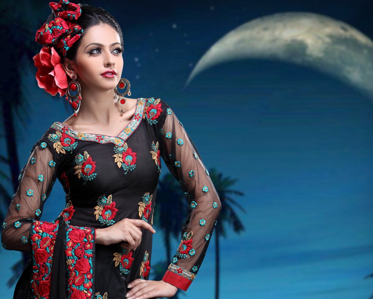 Девушка в цветастом платье