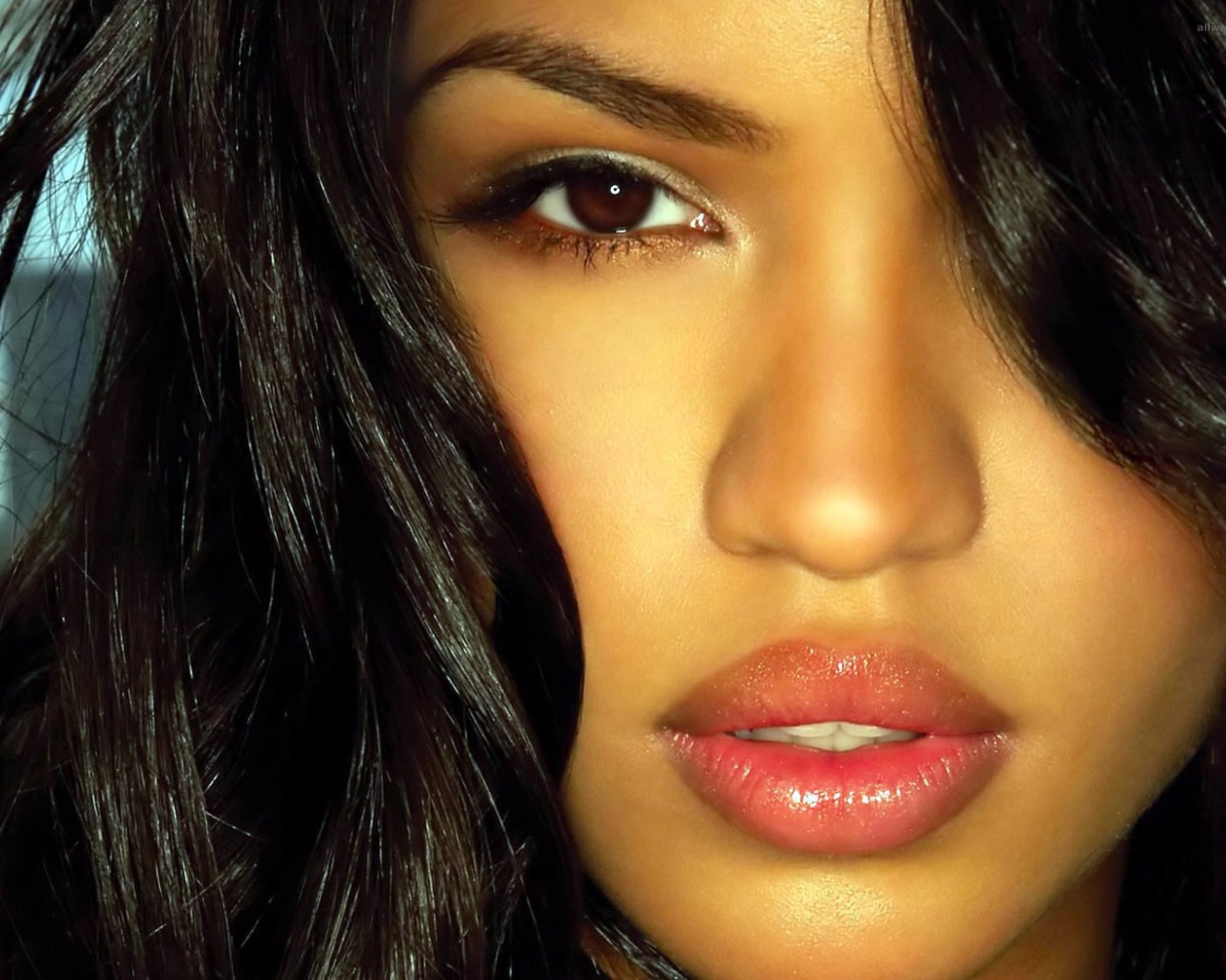 Пухлые губы