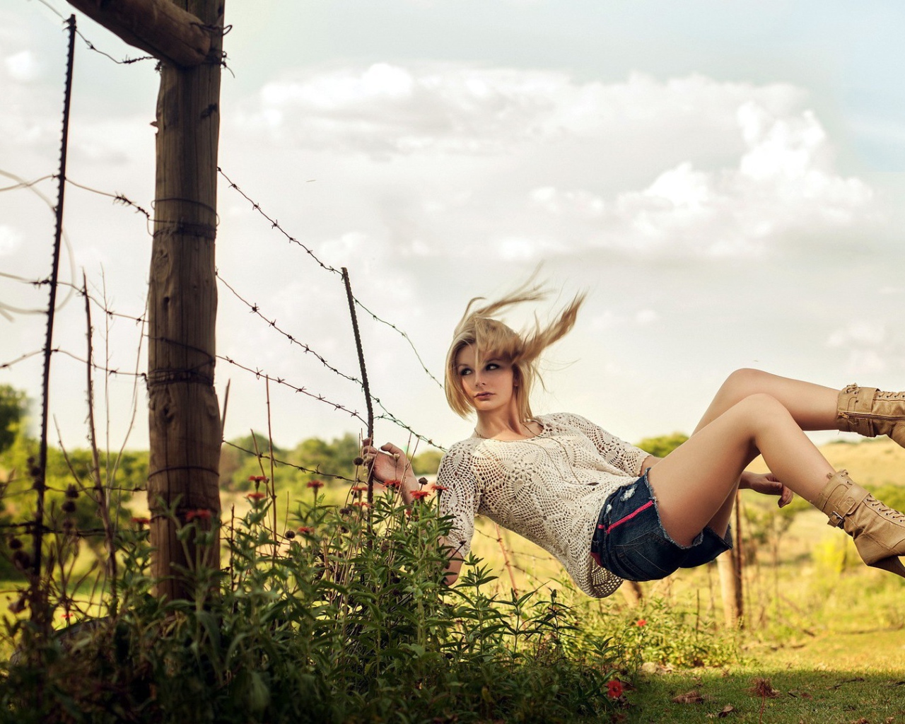 Ветром сдувает