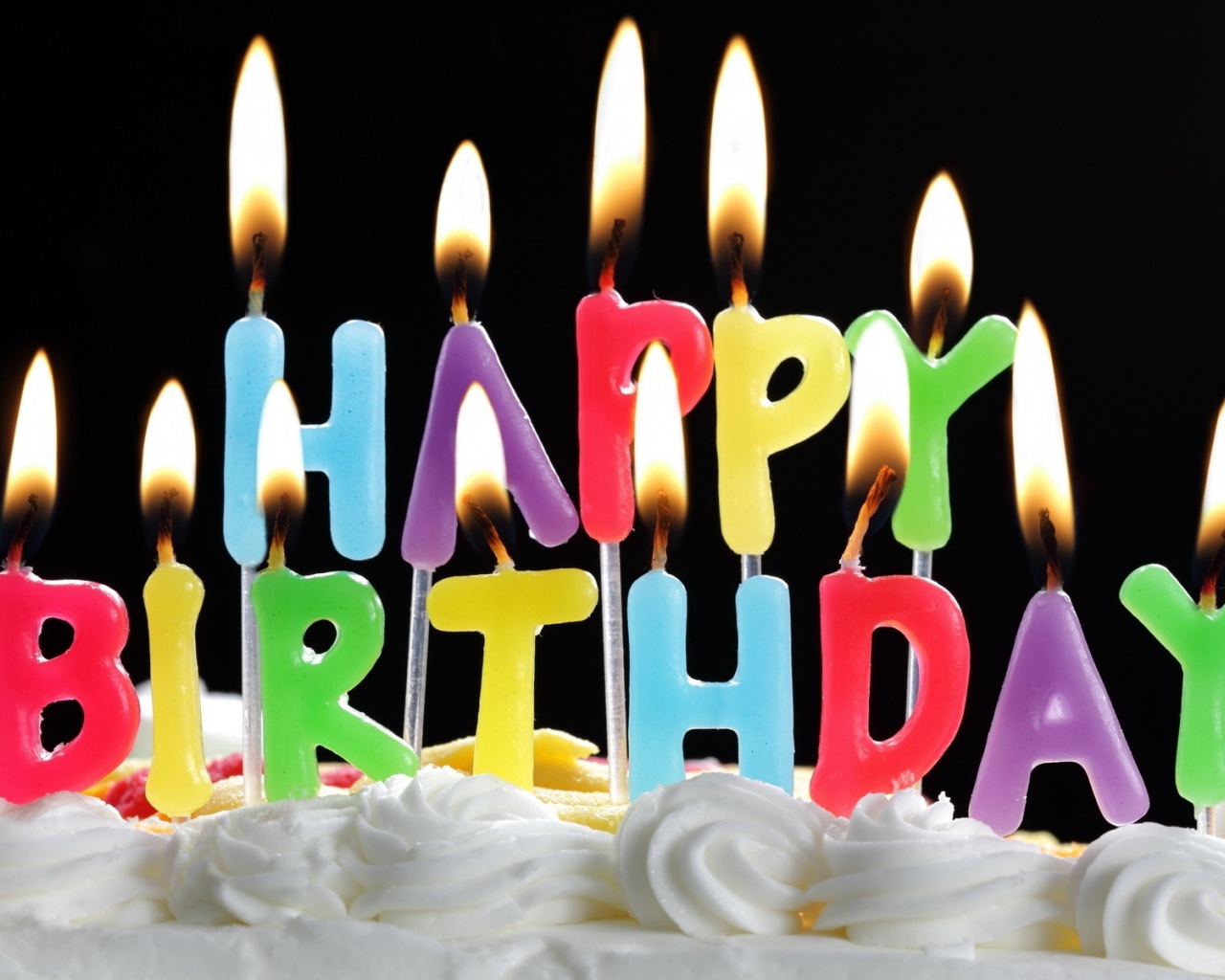 Свечи c днем ​​рождения