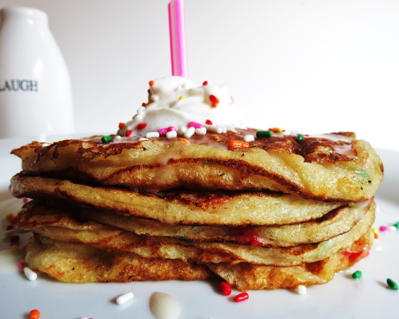 Блинчики с кремом на день рождения