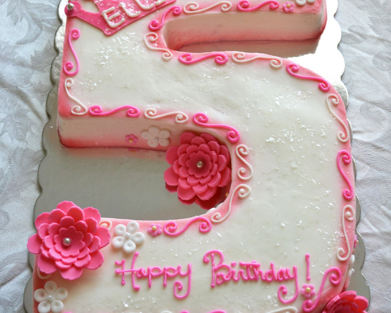 Торт ко дню рождения в форме номера 5