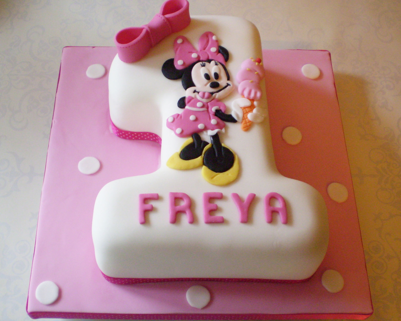 Мини маус торт на день рождения