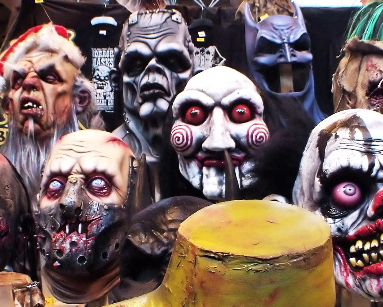 Хэллоуин группа монстров