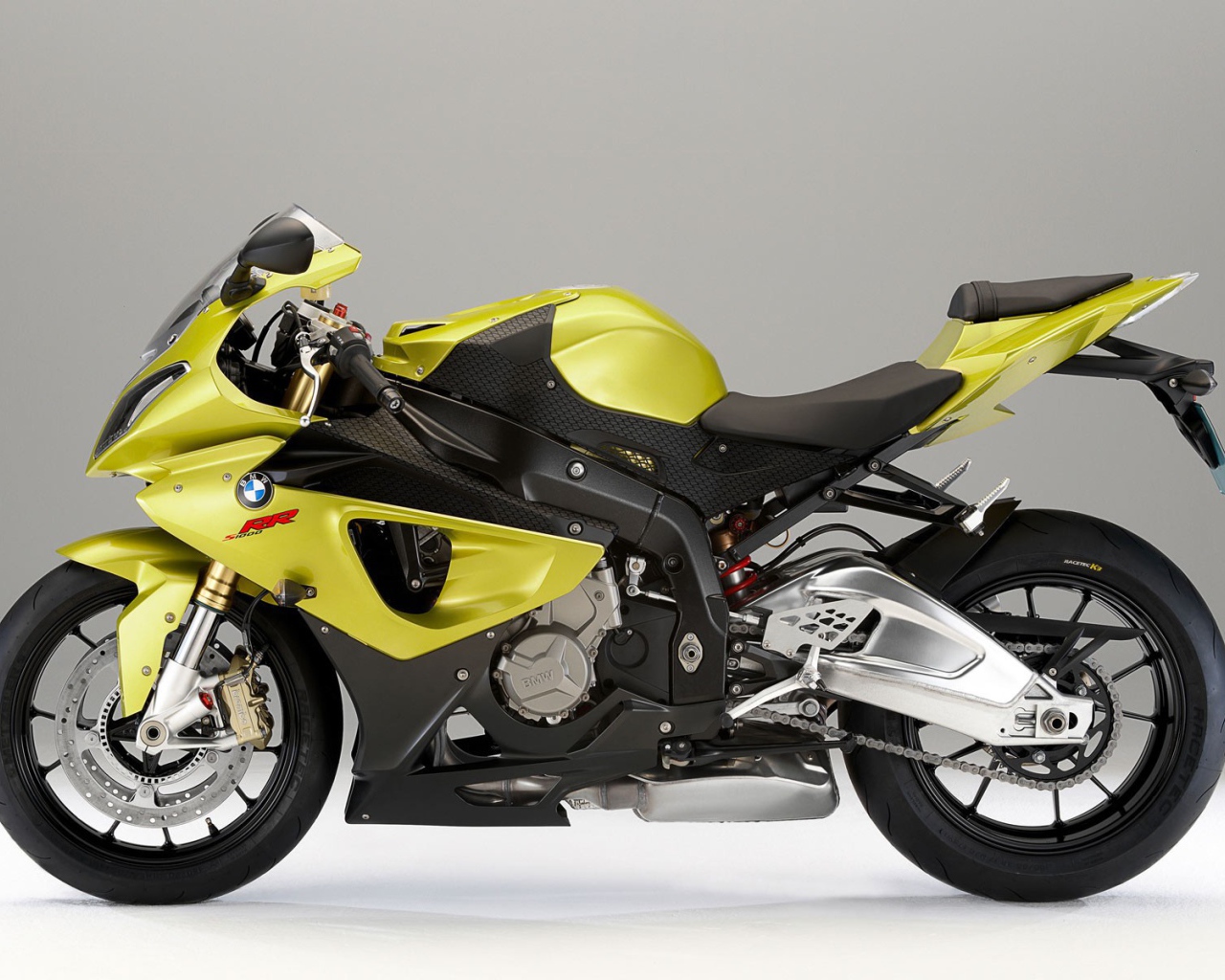 Желтый Мотоцикл BMW
