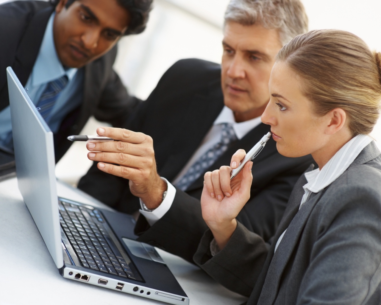 Деловые люди