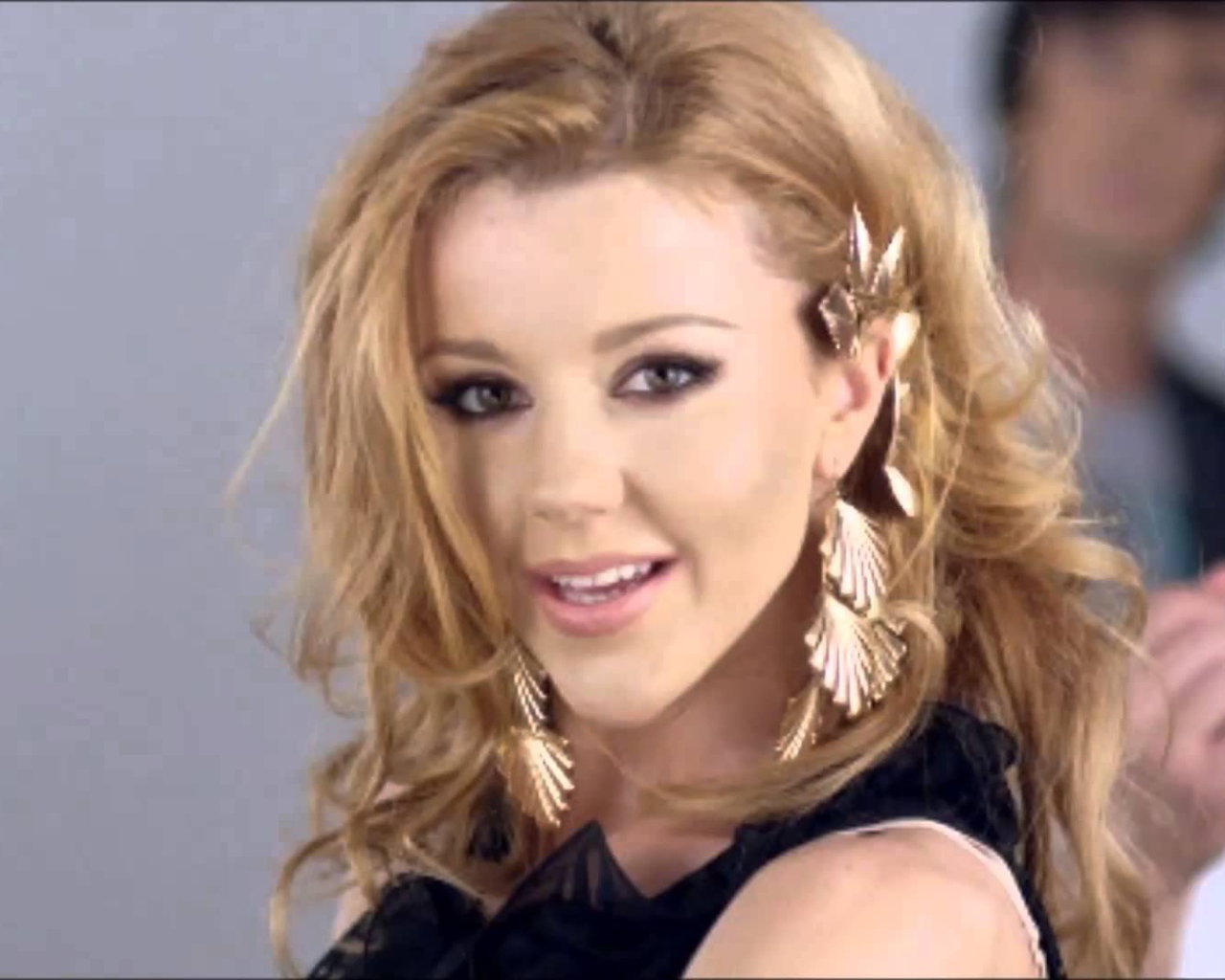 5ivesta Family солистка 