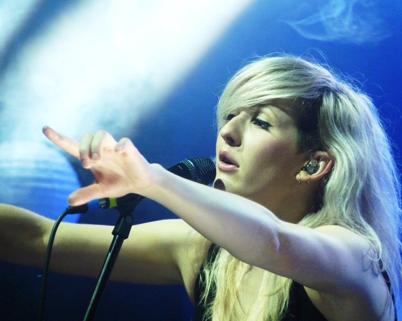 Концерт певицы Ellie Goulding