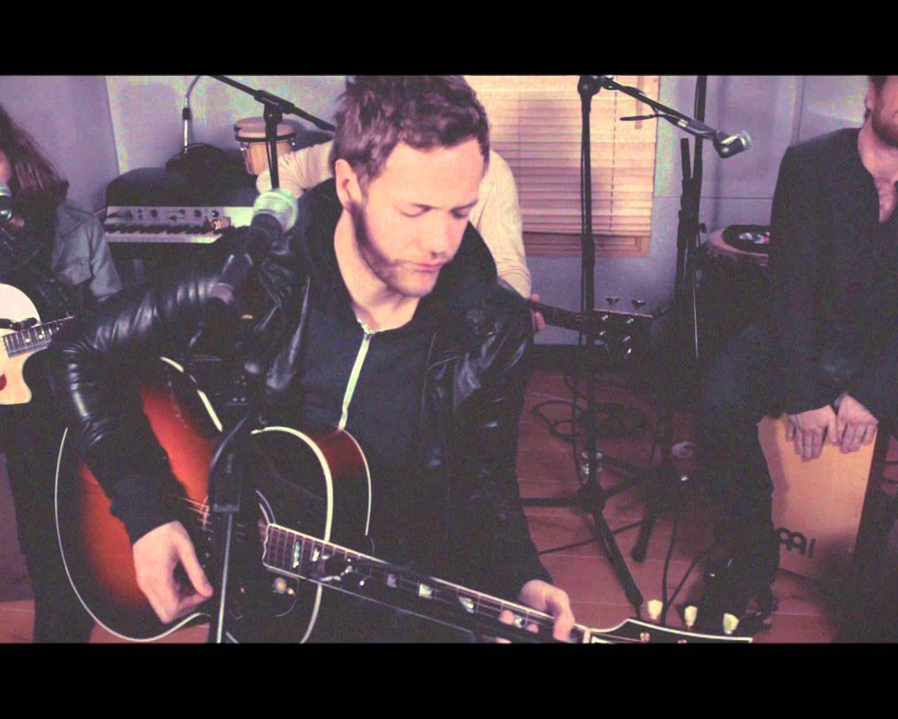 Imagine Dragons: в квартире