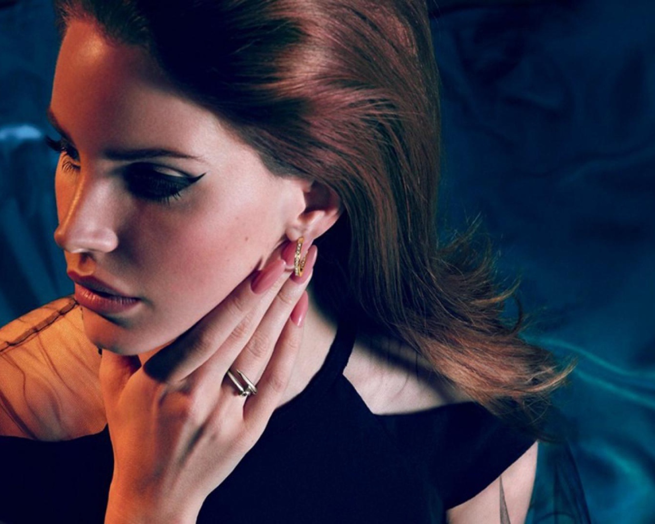 Lana Del Rey с новой прической