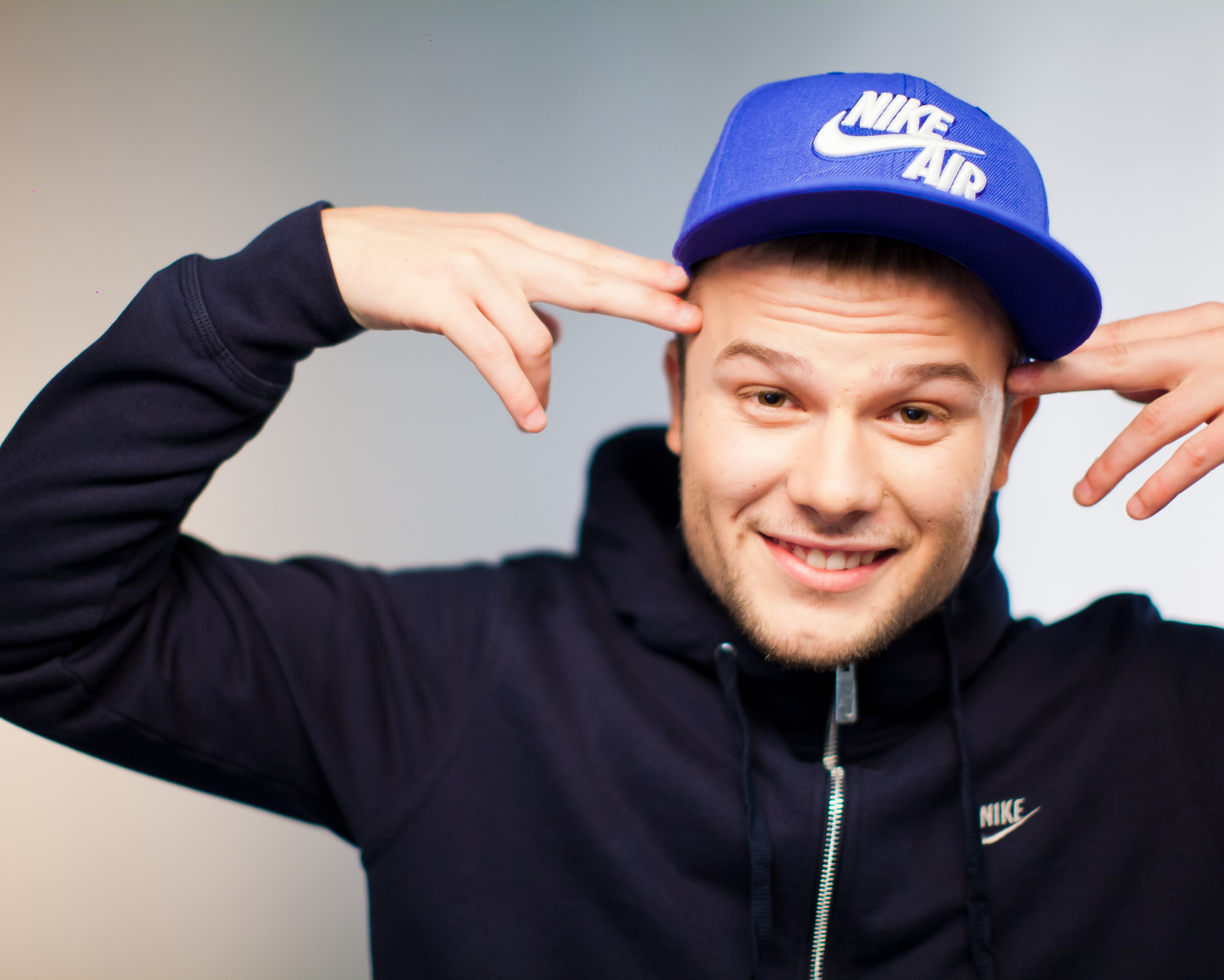 Исполнитель Макс Корж