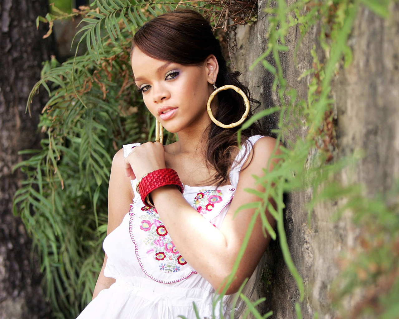 Rihanna in white dress