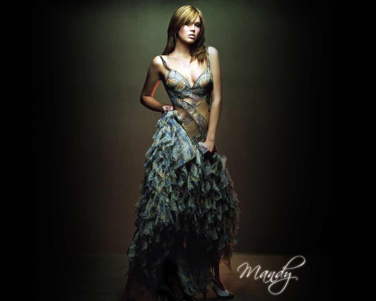 Певица Мэнди Мур