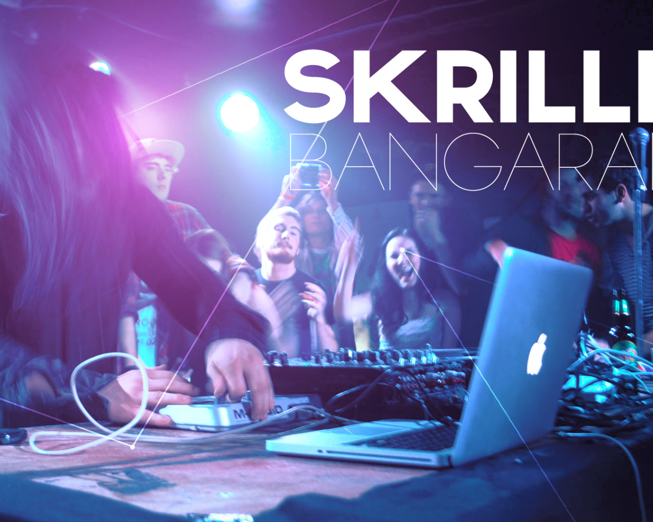 Skrillex в клубе