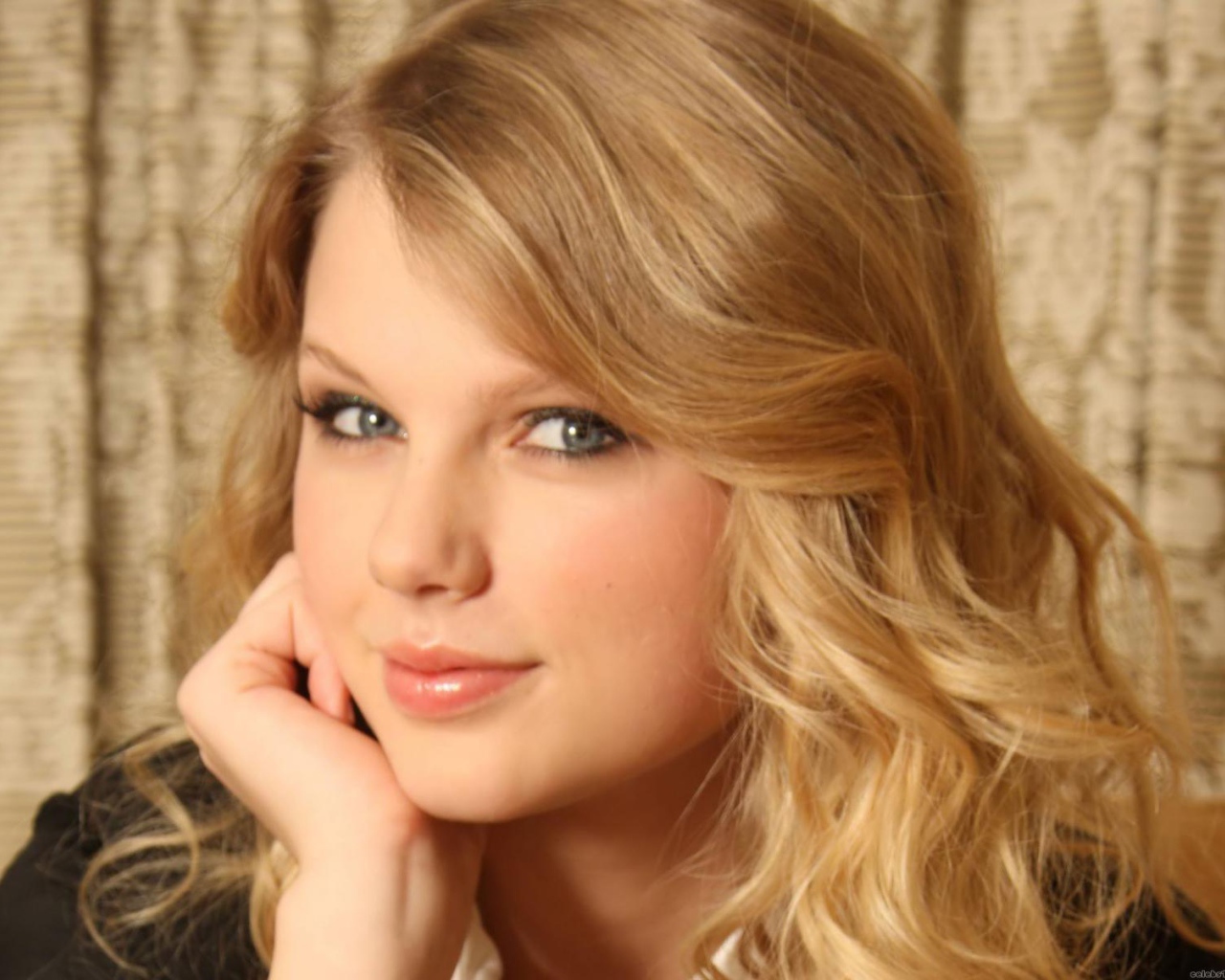 Taylor Swift удивительная картина