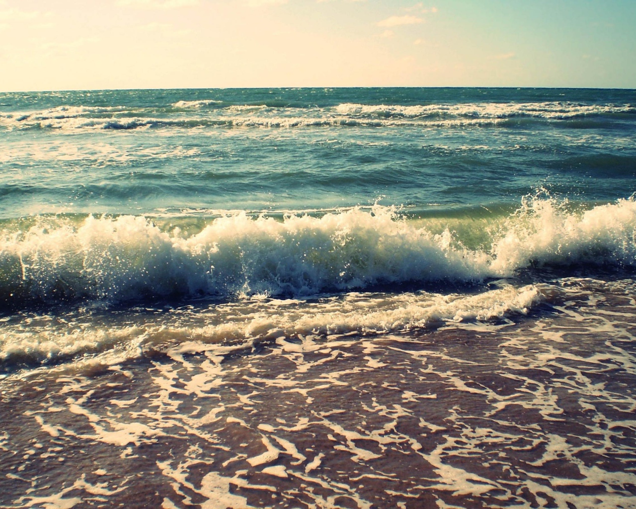 Шумный пляж