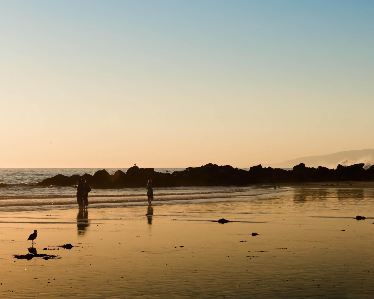 Прогулки по пляжу