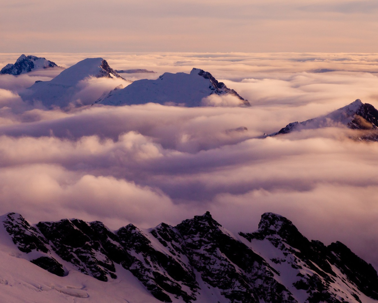 Облака над горами