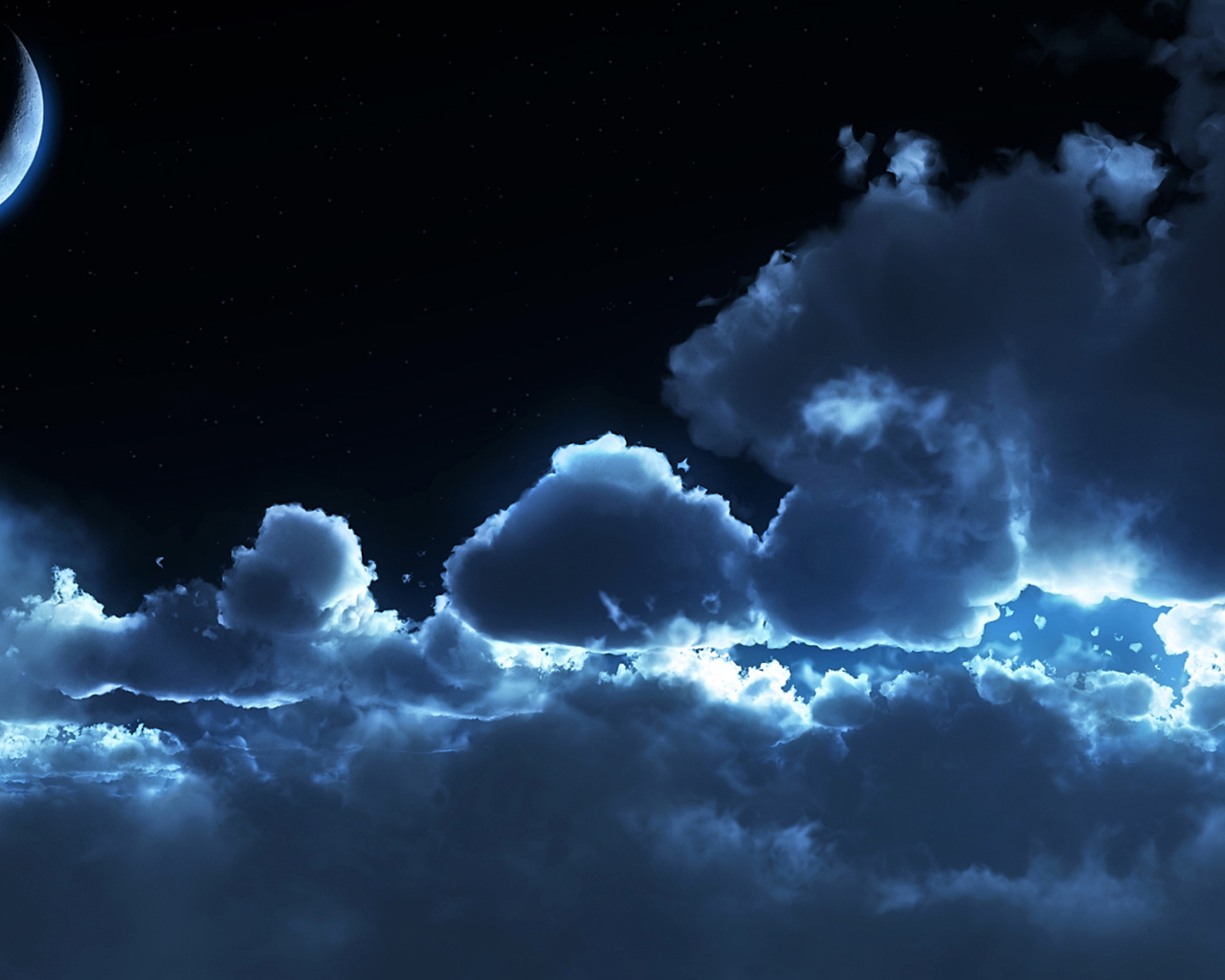 Молодая луна на ночном небе