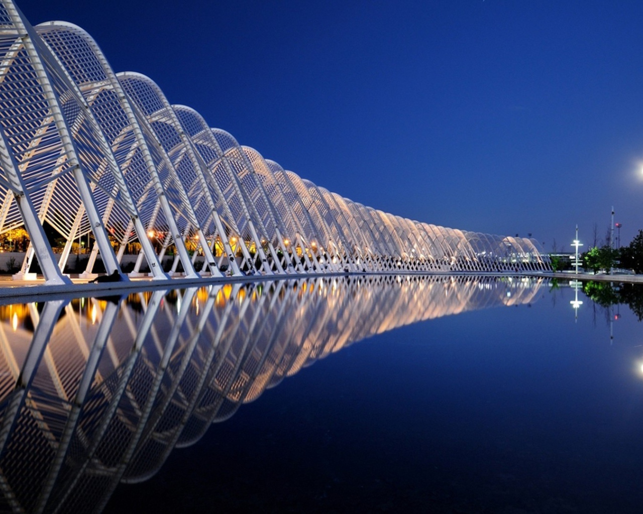 Архитектура на фоне неба