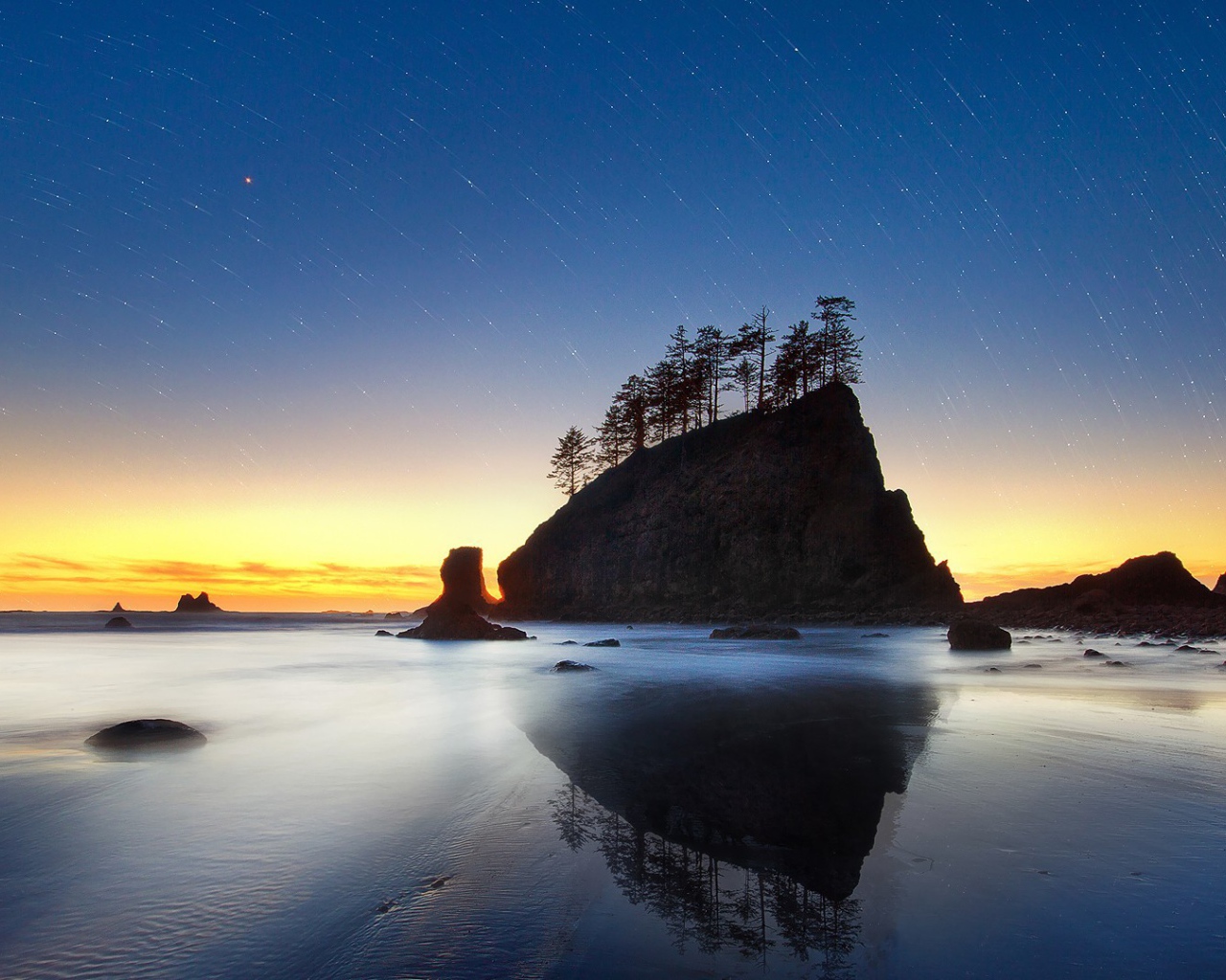 Звездное небо на закате