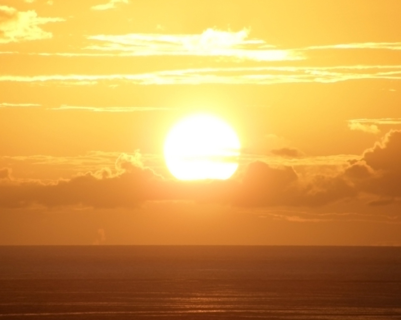 Солнце над морем