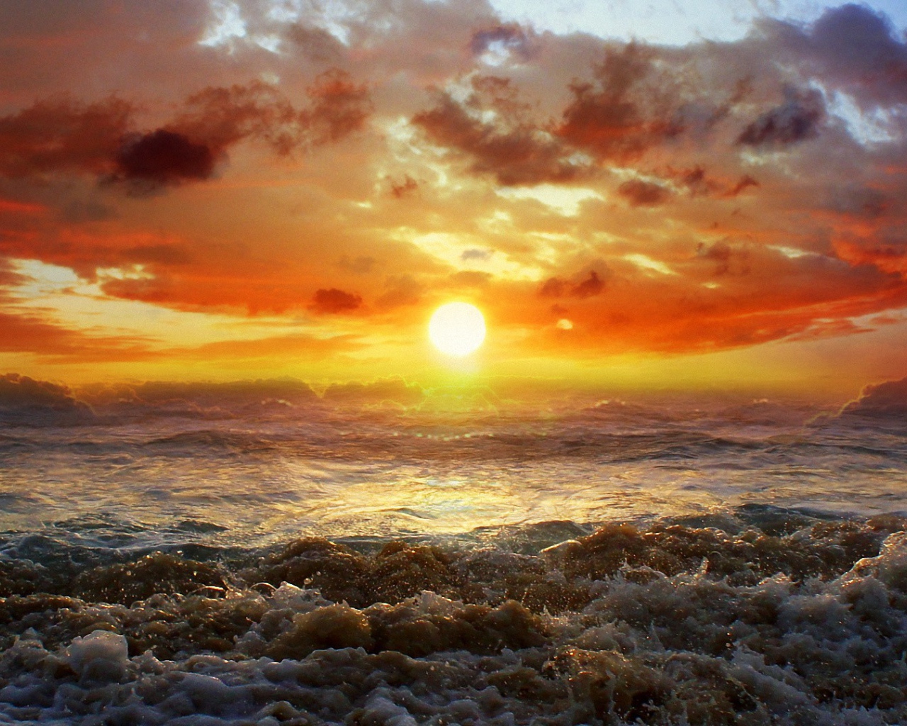 Закат над штормом