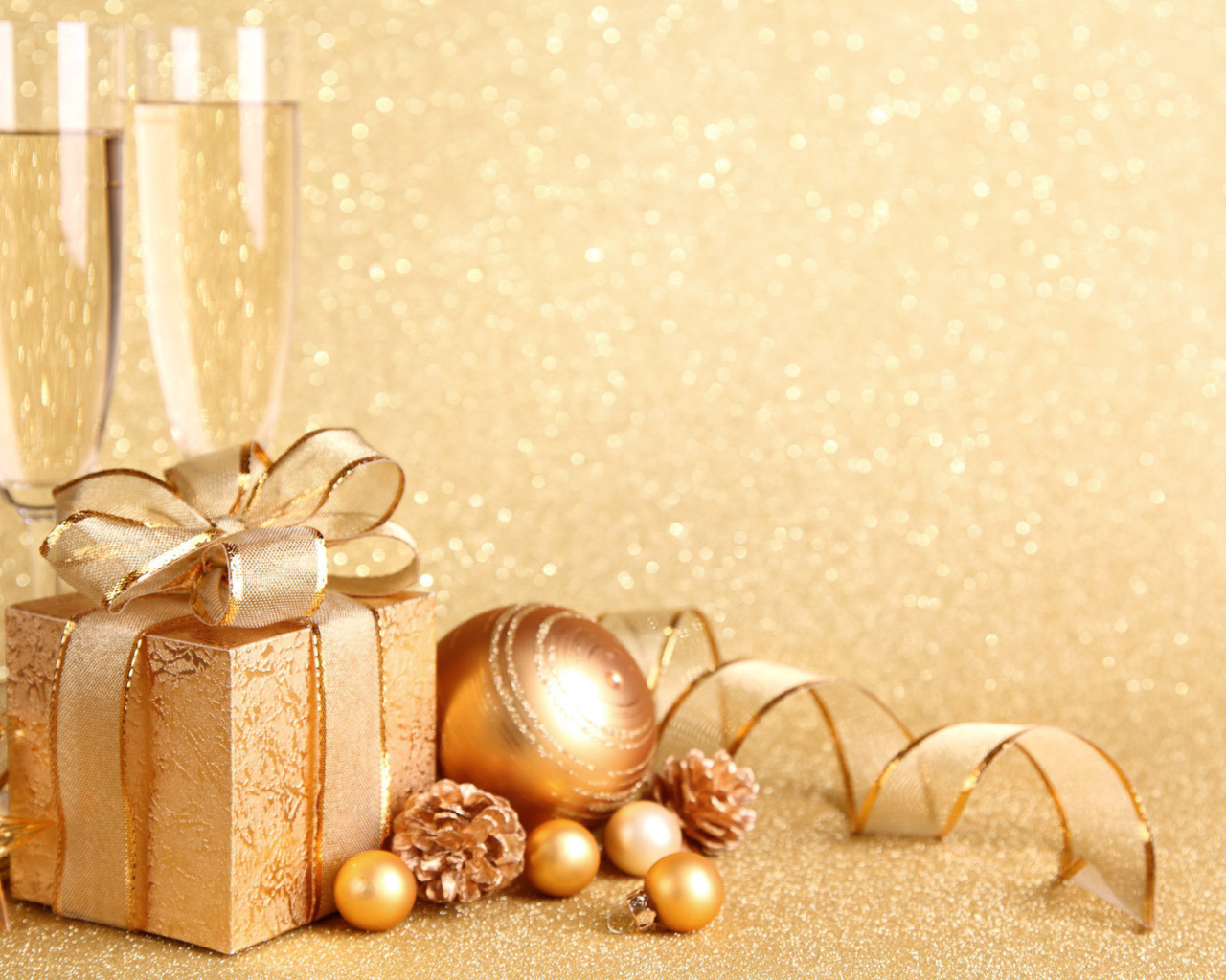 Красивая картинка в золотых тонах