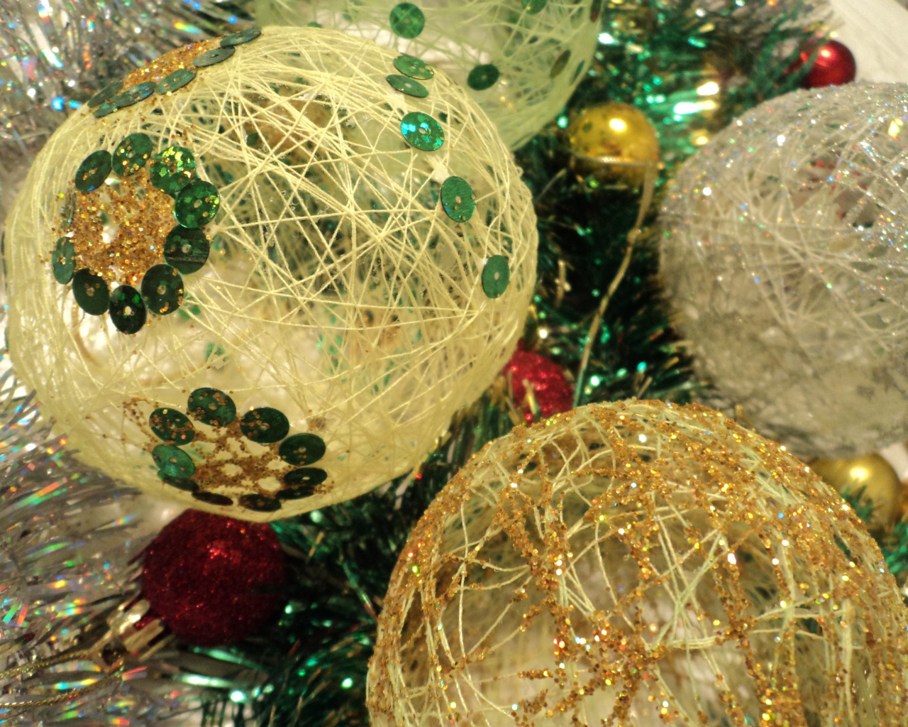 Елочные игрушки своими руками